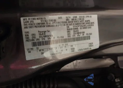 2014 Ford Focus Titanium z USA, uszkodzony, nr VIN 1FADP3N24EL436502